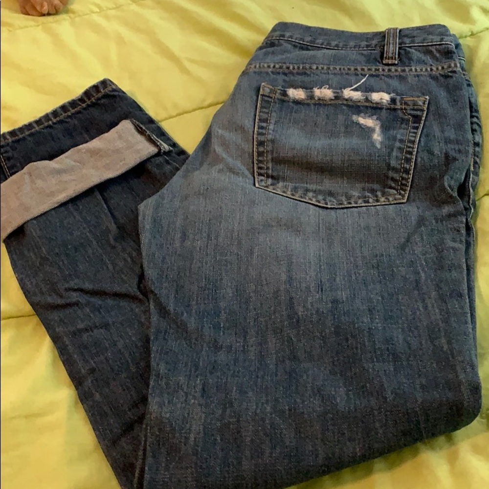 Ann Taylor Women’s boyfriend jeans, size 2, zipper